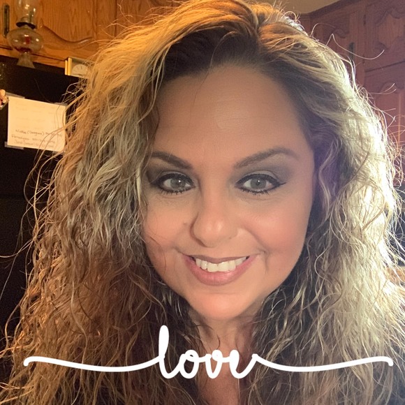 Meet your Posher, Nickie - Picture 1 of 1